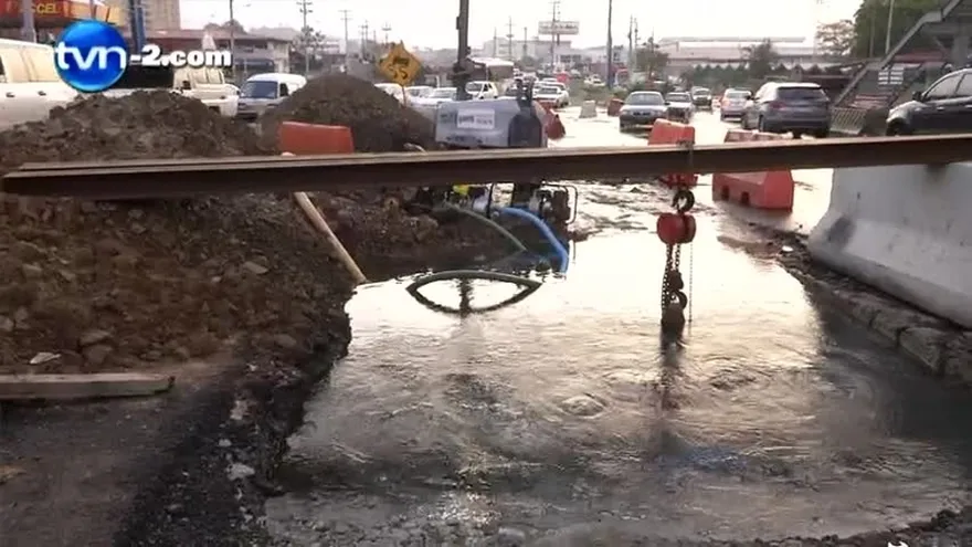 Moradores de Panamá Este cansados de estar sin agua