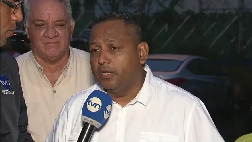 Diputados recorren el Mercado de Abastos