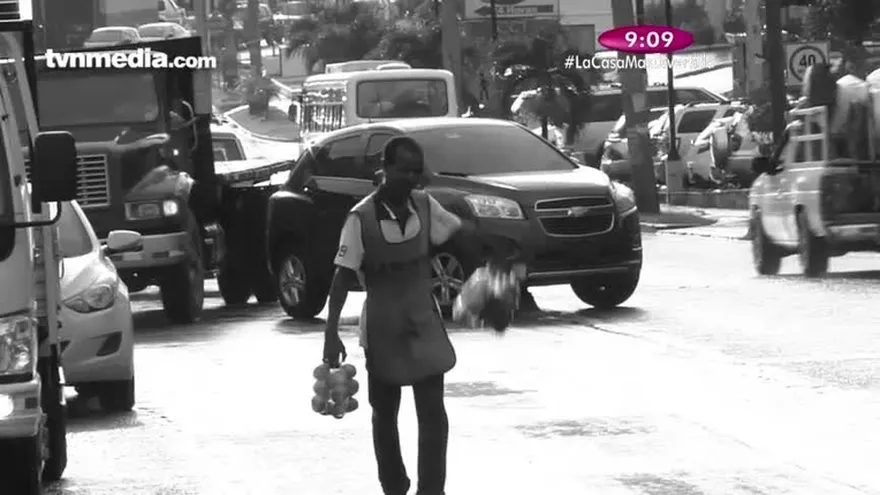 LA PANGA ¿Cuántos años tendrías que trabajar para tener Yates y Mansiones?