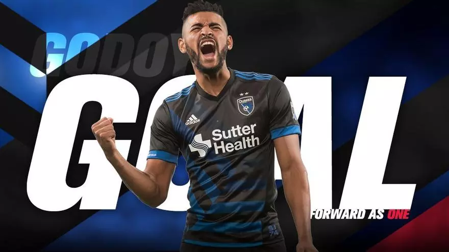 Vote aquí por el gol de Aníbal Godoy como el mejor de la semana en la MLS