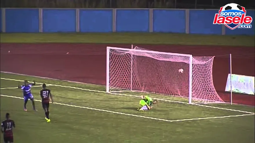 Resumen  / Árabe Unido 2 - 1 Sporting SM