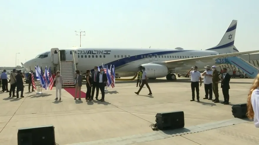 "Primer vuelo comercial directo" entre Israel y Emiratos Árabes Unidos