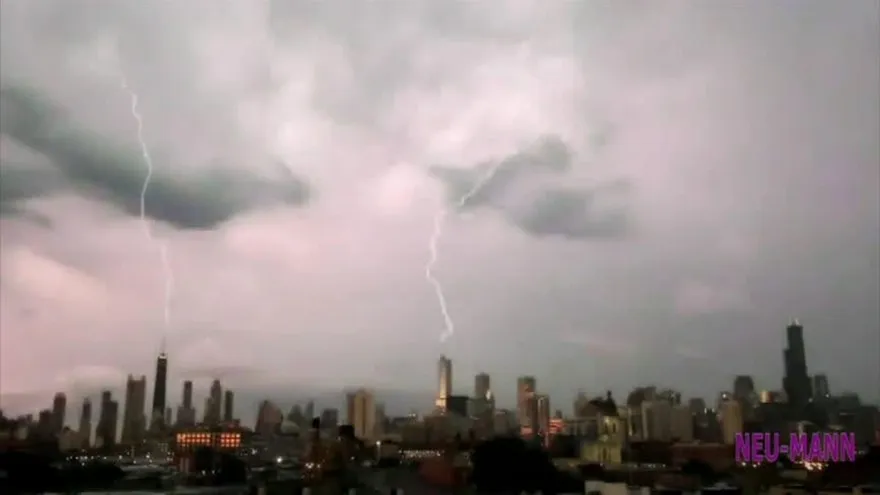 Cuidado con las descargas eléctricas en medio de las lluvias