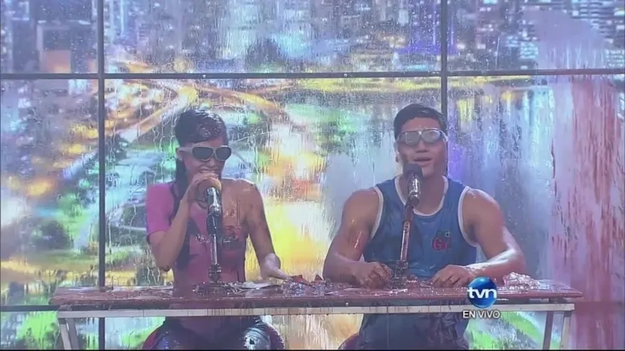 ¡No pararás de reír con el Noticiero Extremo!