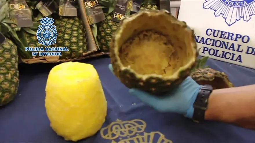 Policía española halla cocaína escondida en piñas de Costa Rica