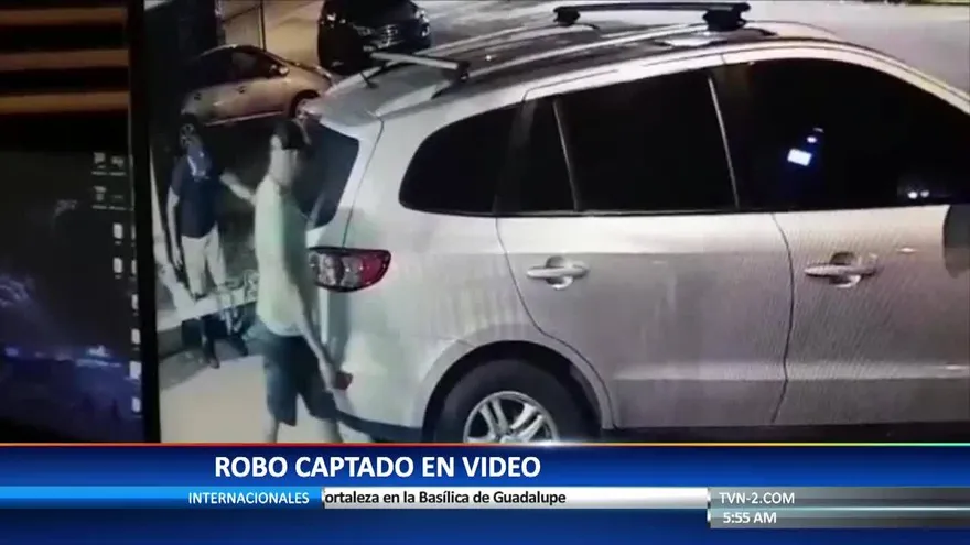 Graban a delincuentes robando dos ‘jet ski’