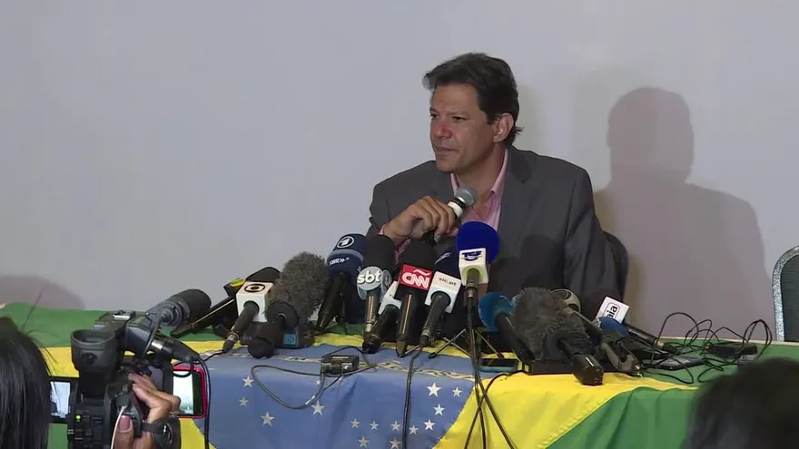 Haddad "luchará" para evitar que "fascismo se instale en Brasil"