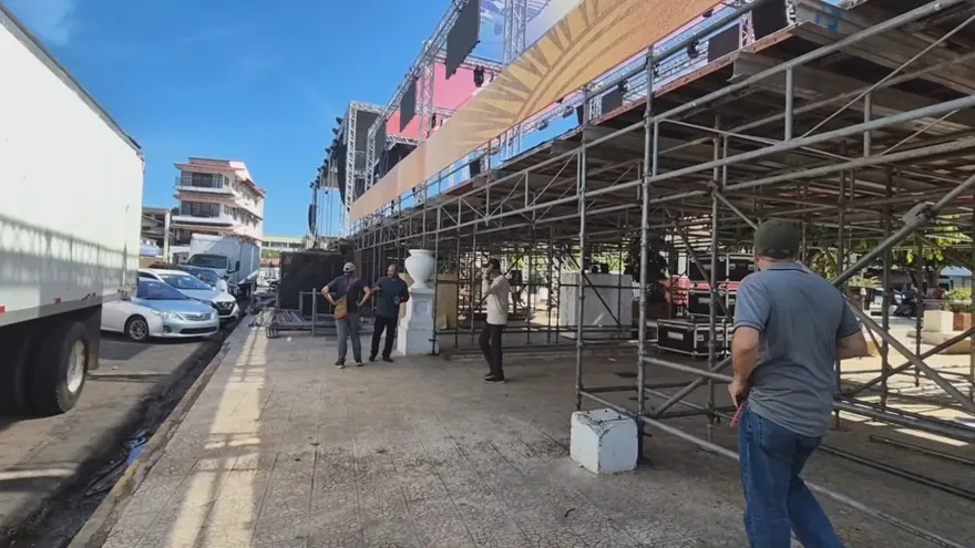 Calle Arriba y Calle Abajo listas para los carnavales en Las Tablas