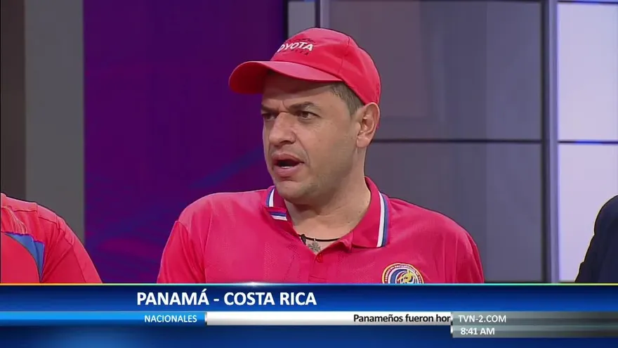 Miles de ticos viajan a Panamá para apoyar a su selección