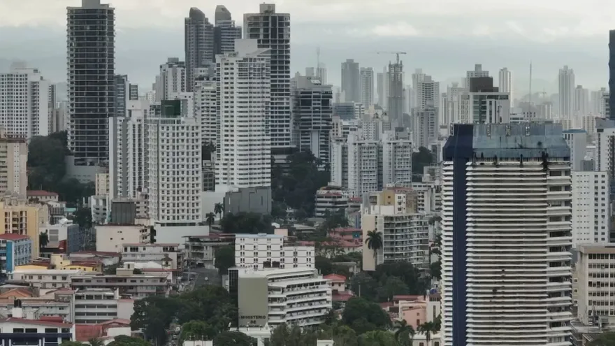 Asociación Bancaria prevé que alza de tasas en EEUU podría encarecer los préstamos en Panamá