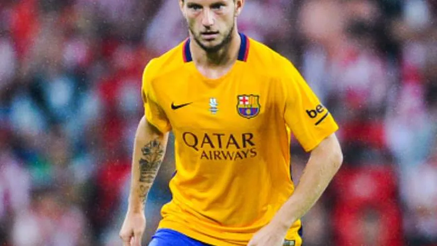 Rakitic en la ida de la Supercopa.