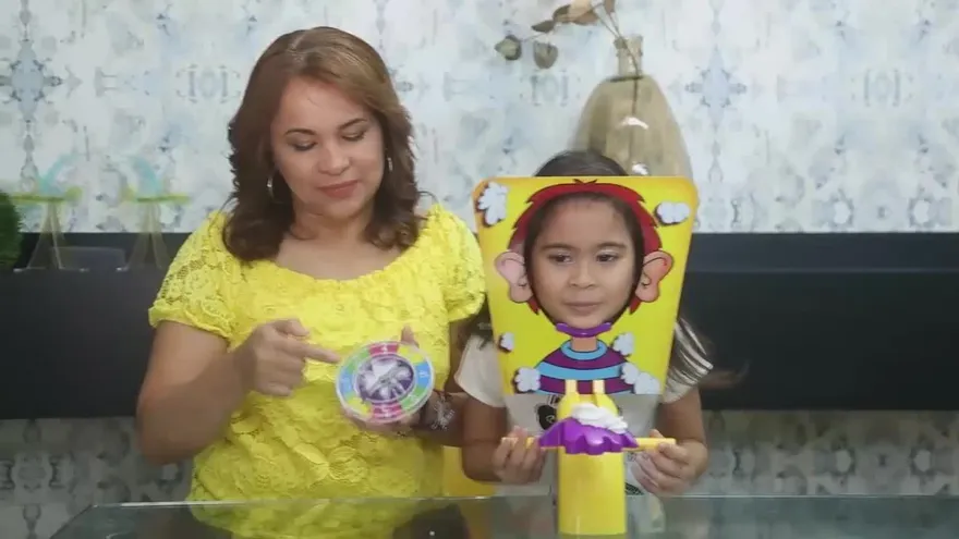 El Team González juega al Pastelazo