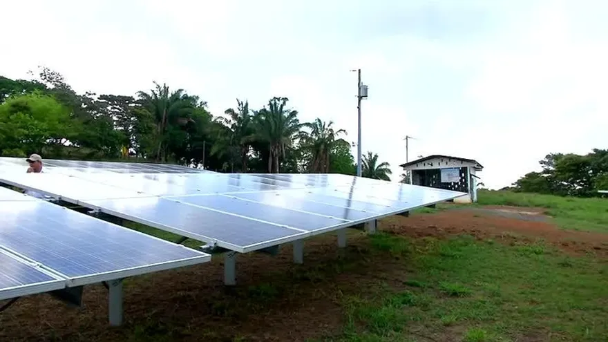 Energía eléctrica con paneles solares