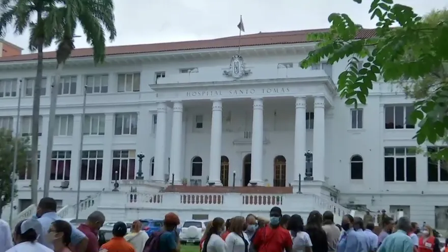Realizan simulacro de evacuación en el hospital Santo Tomás