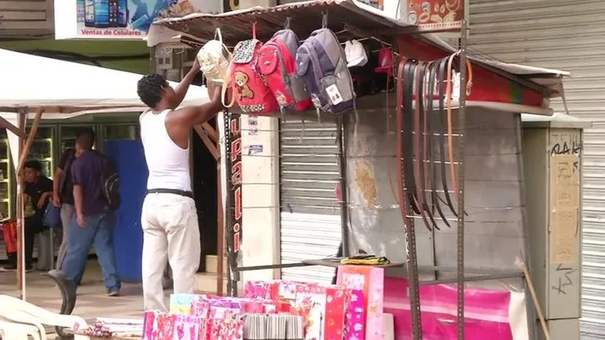 Panameños perciben disminución en movimiento económico y auguran mejores días en el 2016