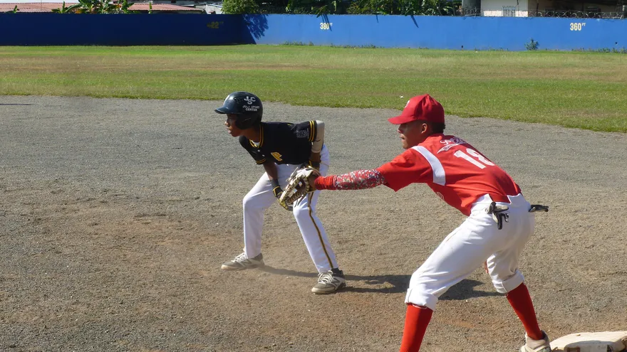 Los equipos preintermedios de Parque Lefevre  y  Juan Díaz protagonizaron un juego disputado