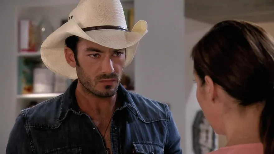 Tierra de Reyes - Capítulo 8