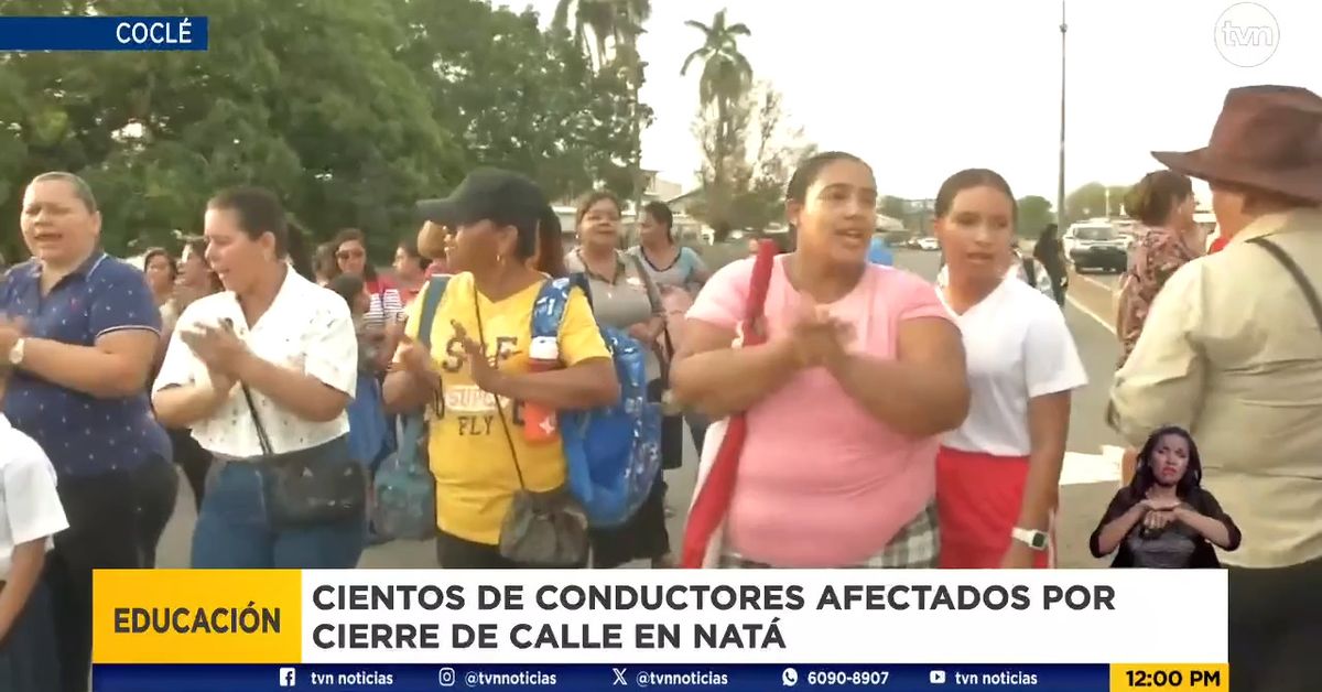 Escuelas en mal estado: Docentes y padres de familia de la escuela ...