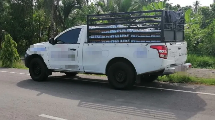 Decomisan 160 cajas de cerveza  a conductor con salvoconducto ilegal en Chiriquí. Foto/Senafront