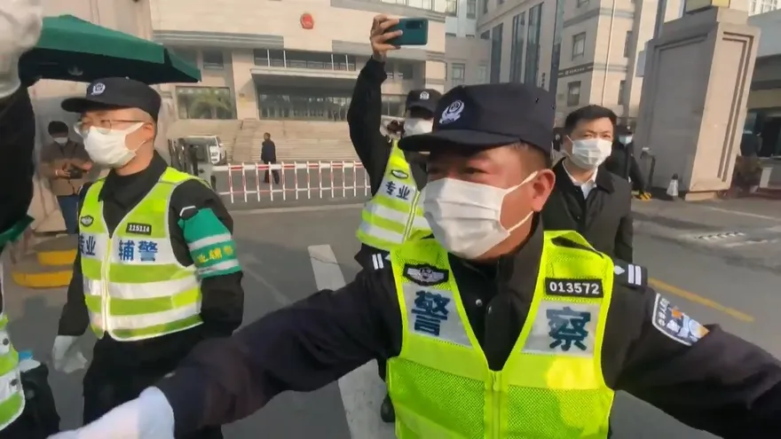 Cuatro años de prisión para periodista ciudadana china que cubrió la epidemia de Wuhan