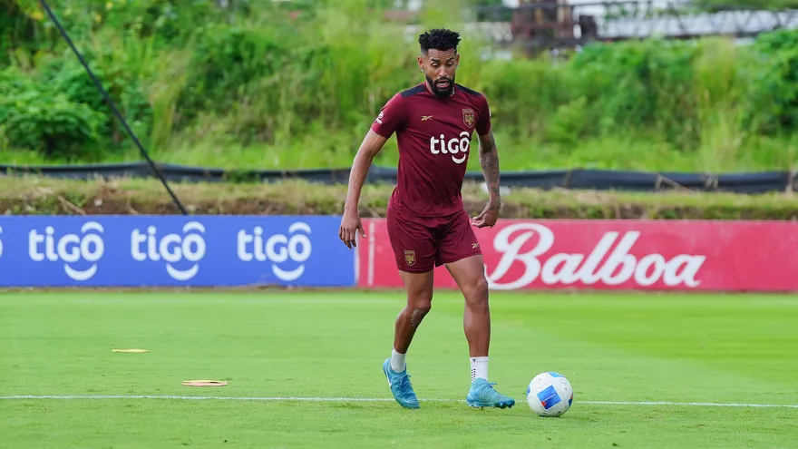 Aníbal Godoy entrenamiento de la selección de Panamá