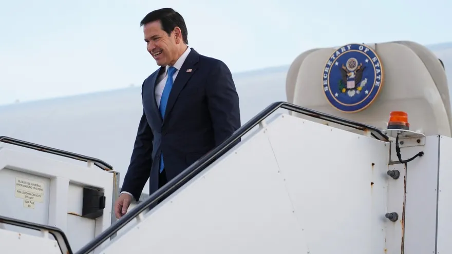 Marco Rubio llega a Islandia