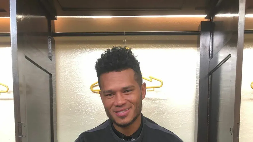 Rolando Blackburn y su segundo hat trick