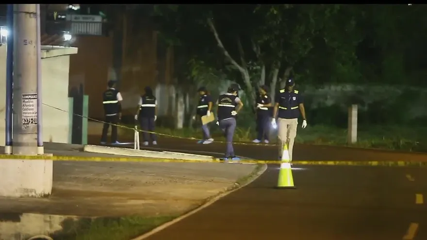 Noticiero AM 25 de agosto de 2017 - Bloque 3