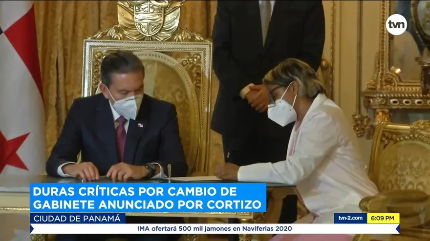Duras críticas por cambio de gabinete anunciado por Cortizo