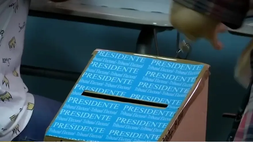 Plan piloto para que niños y jóvenes voten en mayo de 2024