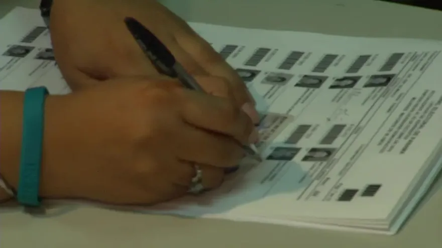 Partidos políticos buscan nuevos adherentes