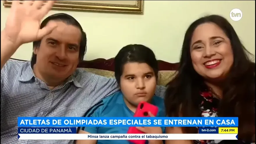 Atletas de Olimpiadas Especiales se entrenan en casa