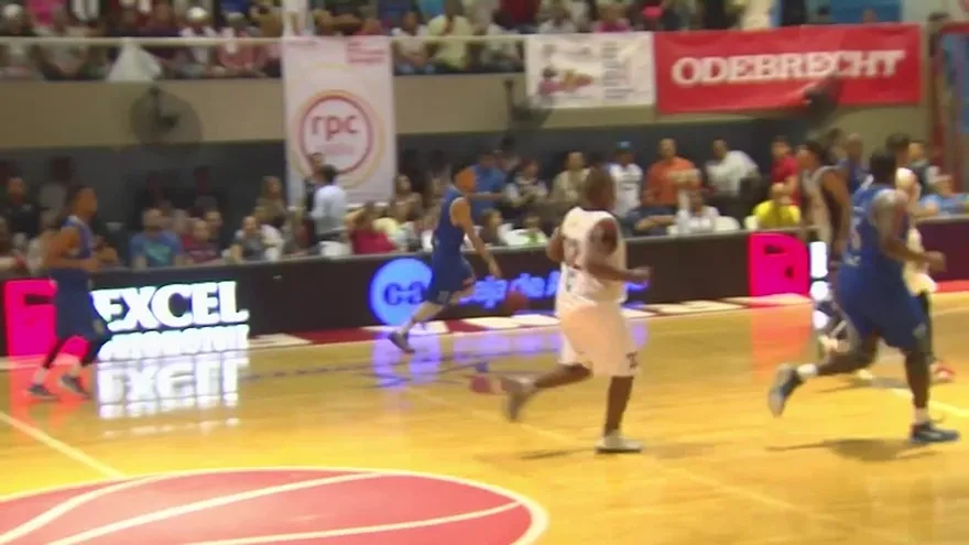 Los Halcones derrotaron a Las Águilas 83-74