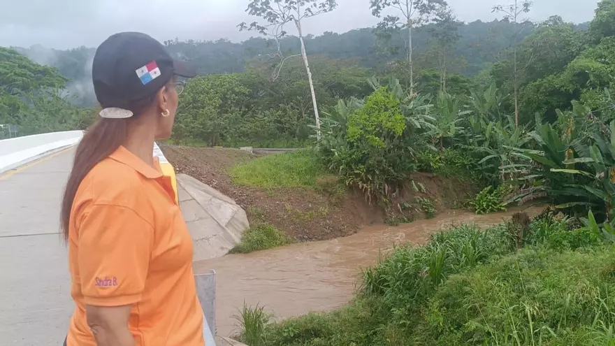 Personal de Sinaproc monitorea ríos en temporada lluviosa