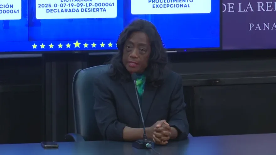 Lucy Molinar, ministra de Educación.