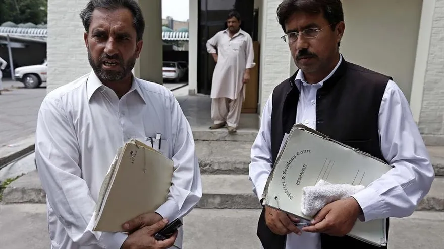 El médico que ayudó a buscar a Bin Laden inicia una huelga de hambre en Pakistán