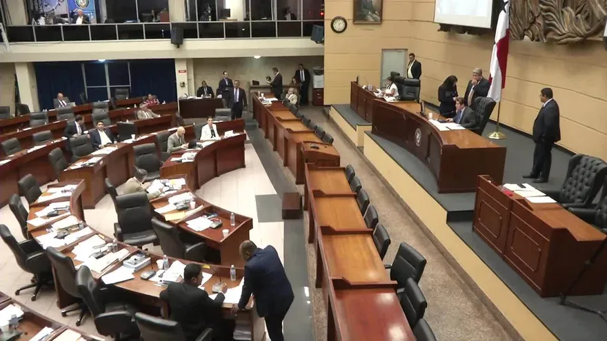 Asamblea se declara en sesión permanente para discutir Reformas Electorales