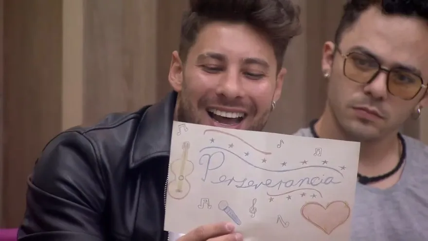 Cartas de familiares a los famosos