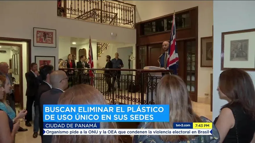 Embajada de Reino Unido en Panamá lanza campaña contra el plástico