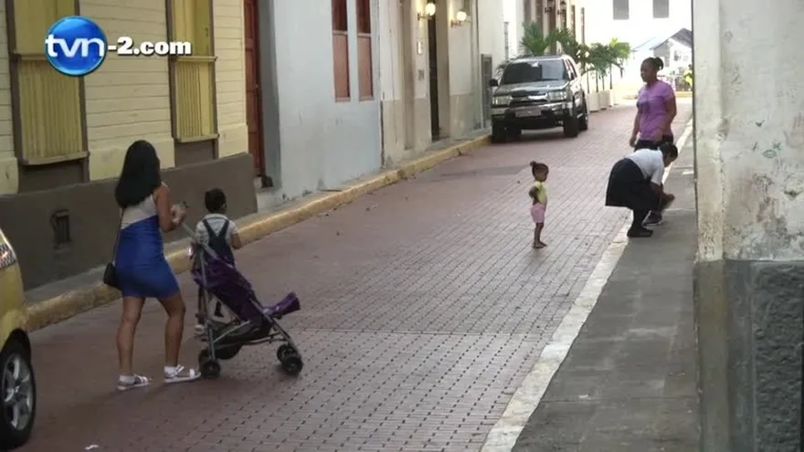 Desalojan a residentes de viejos caserones en San Felipe