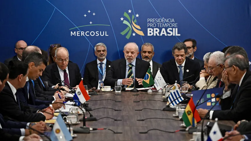 Líderes regionales reunidos en el Mercosur