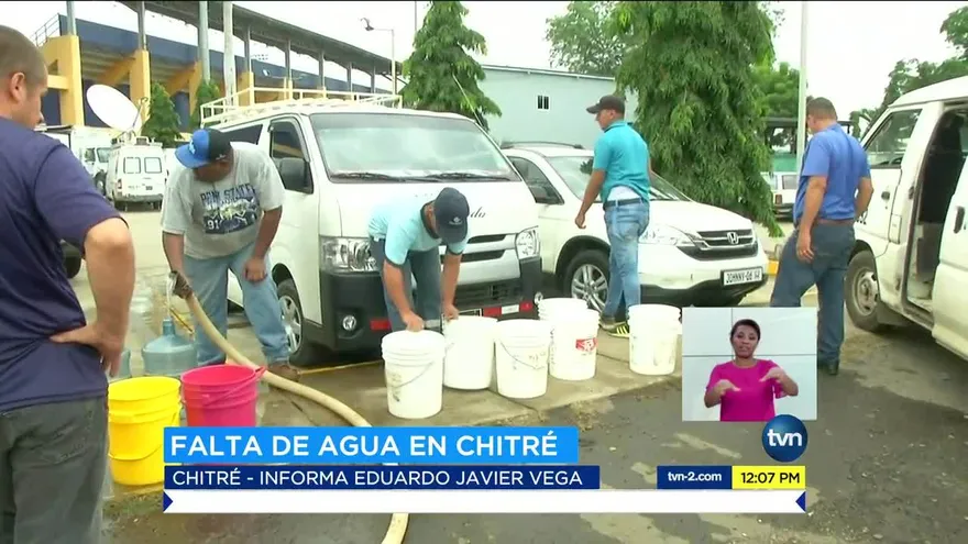 Distribuyen agua potable en carros cisterna Chitré