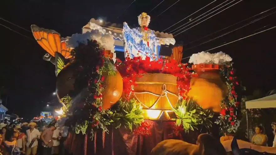 Desfile de la Semana del Campesino en La Villa.