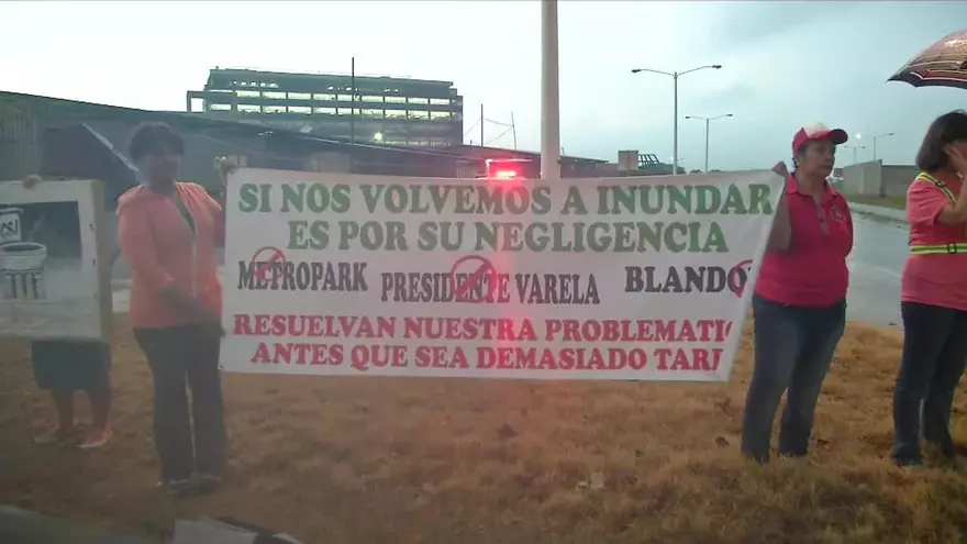 Siguen reacciones de los residentes de Juan Díaz contra los rellenos