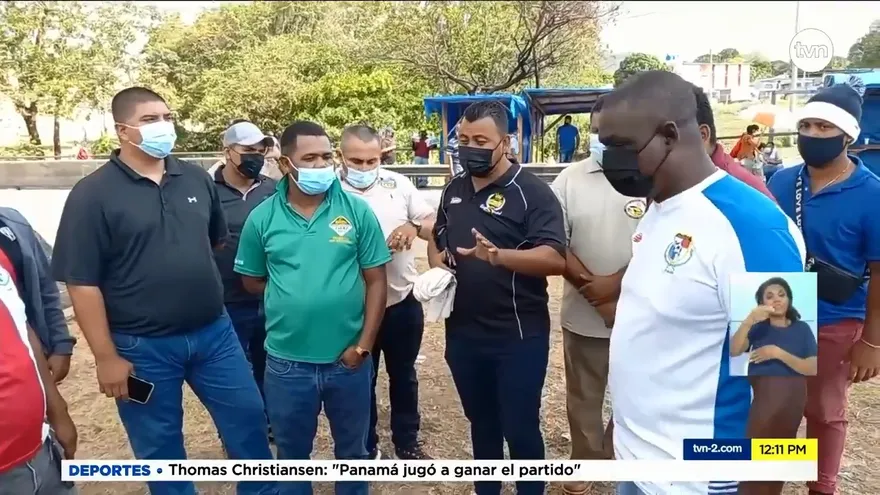 Taxistas en el país siguen en pie de guerra y exigen que medida de pares y nones se mantenga