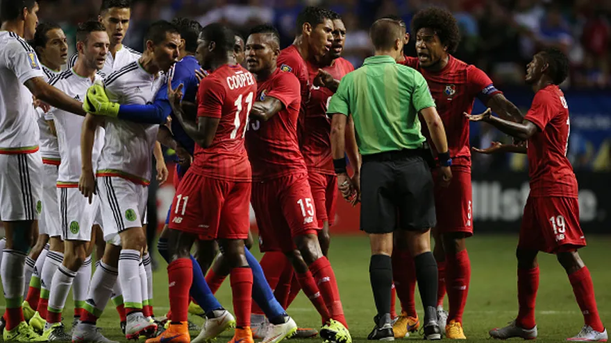 Lo ocurrido en las semifinales de la Copa Oro 2015 ha acentuado los enfrentamientos entre mexicanos y panameños