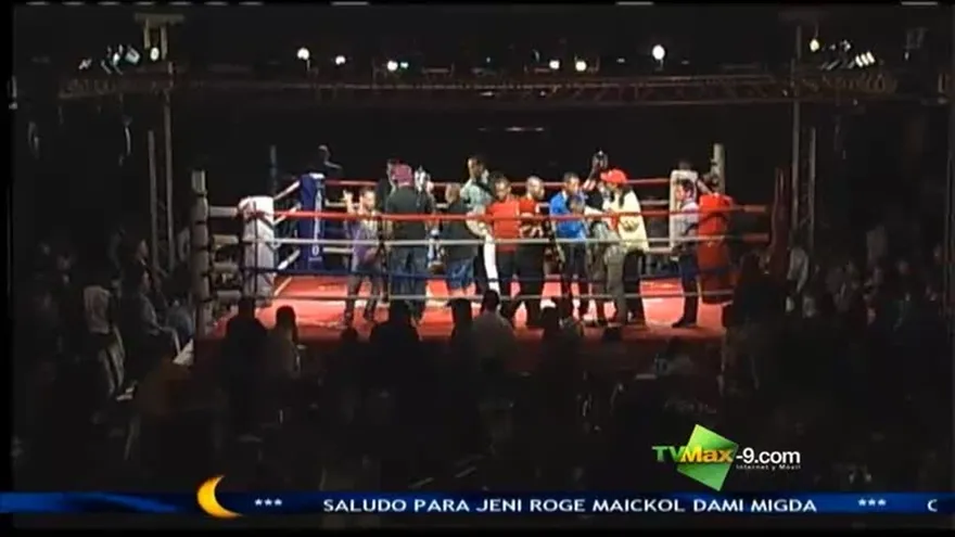 Vicente Mosquera vence a Francisco Contreras