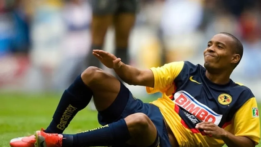 Rosinei no jugará por al menos tres semanas