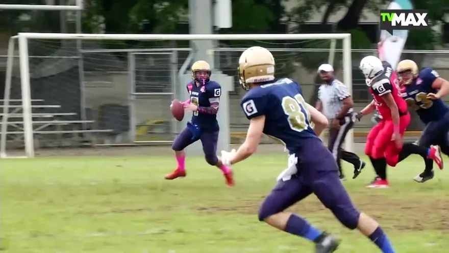 Los Owls vencieron a los Spartans en la Liga Varsity Kiwanis