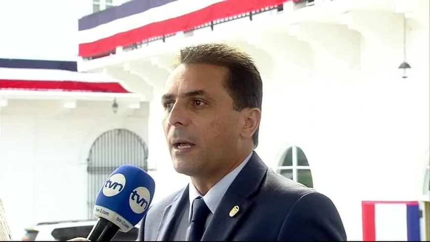 Secretario de comunicación reacciona a declaraciones de Martinelli en CNN